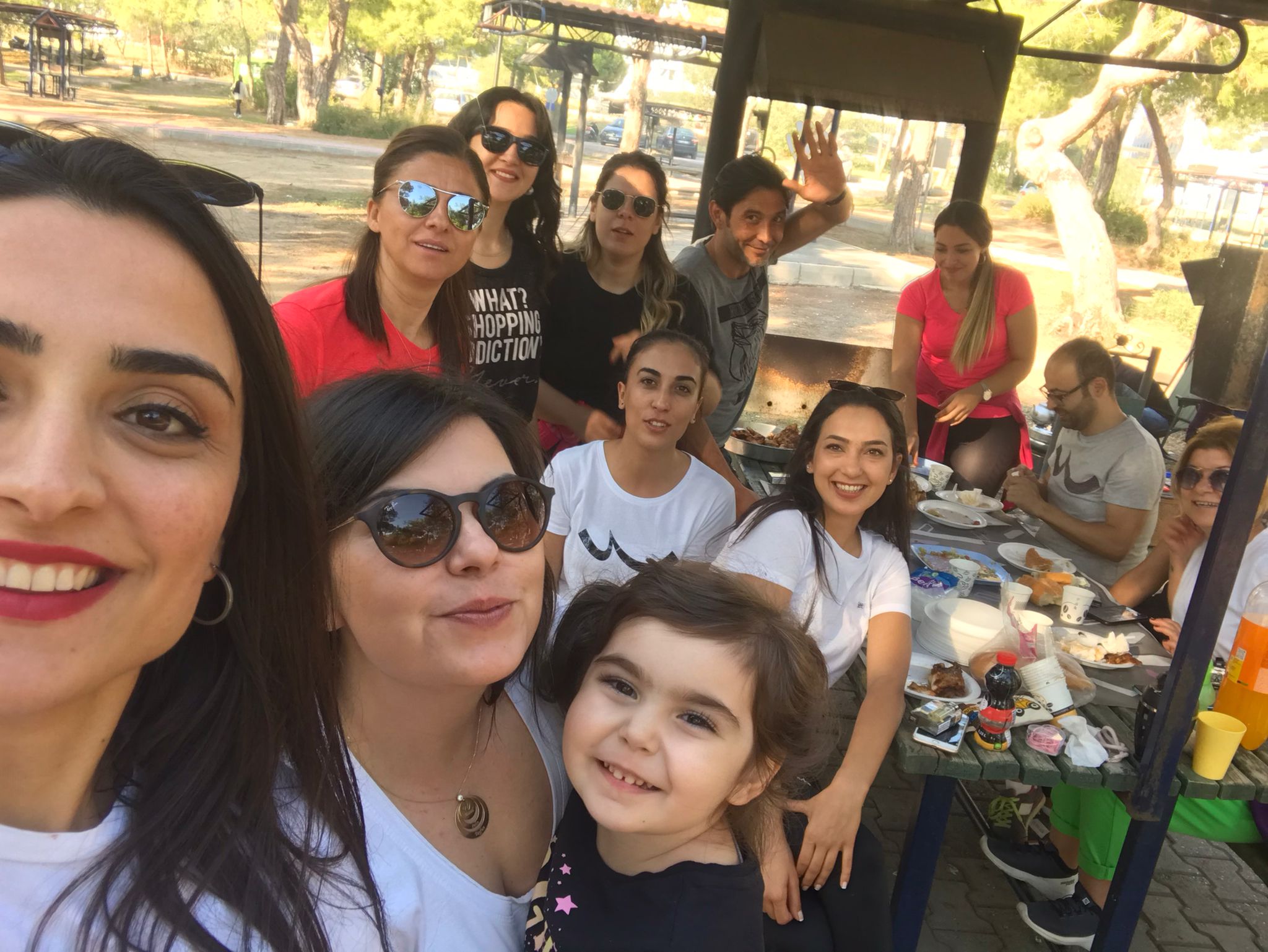 Geleceğe yön veren nesiller yetiştiren EKİP. 