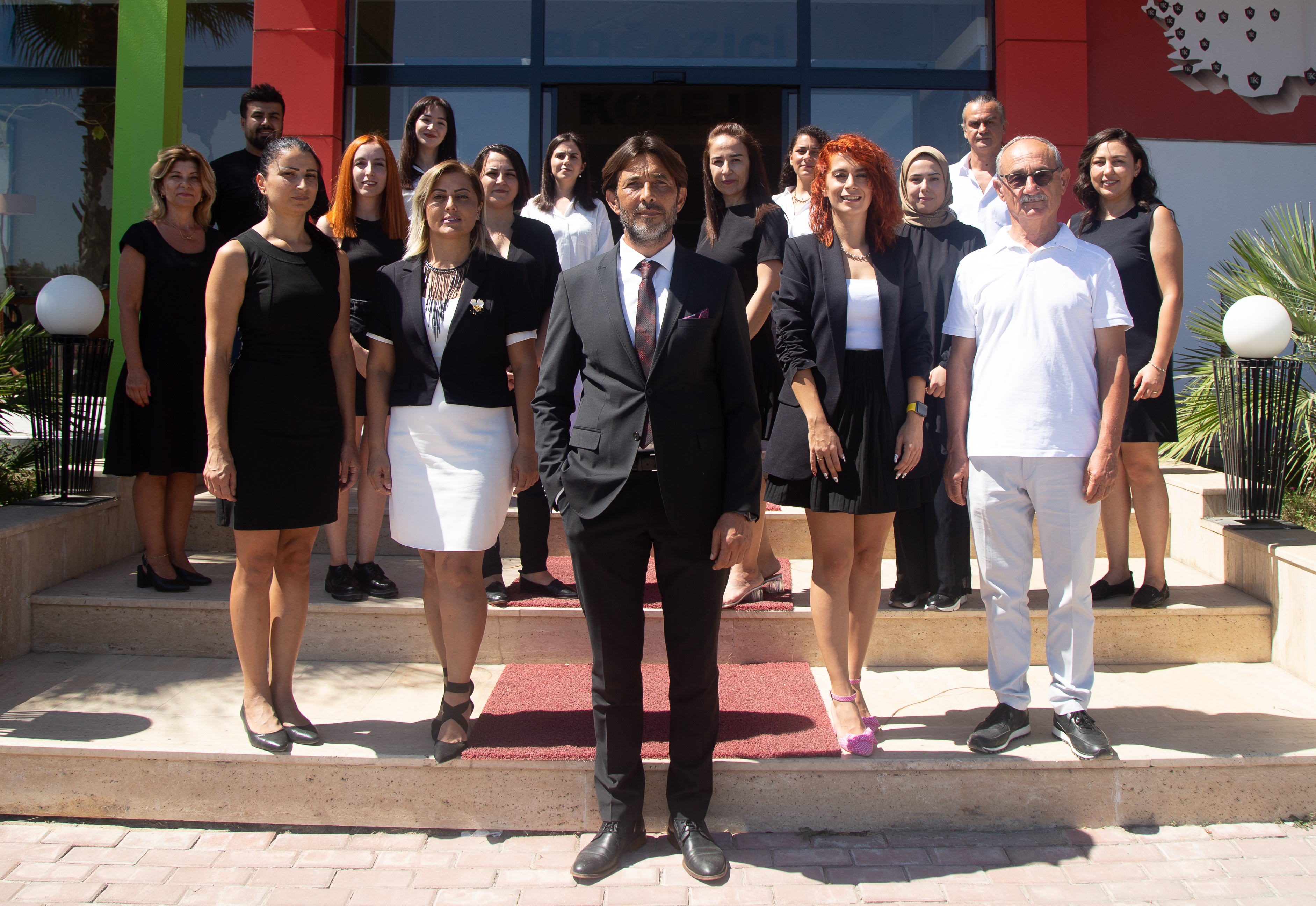 Manavgat Boğaziçi Koleji Ailesi öğretmenlerimiz, heyecanlı ve güzel enerjileriyle öğrencilerini bekl