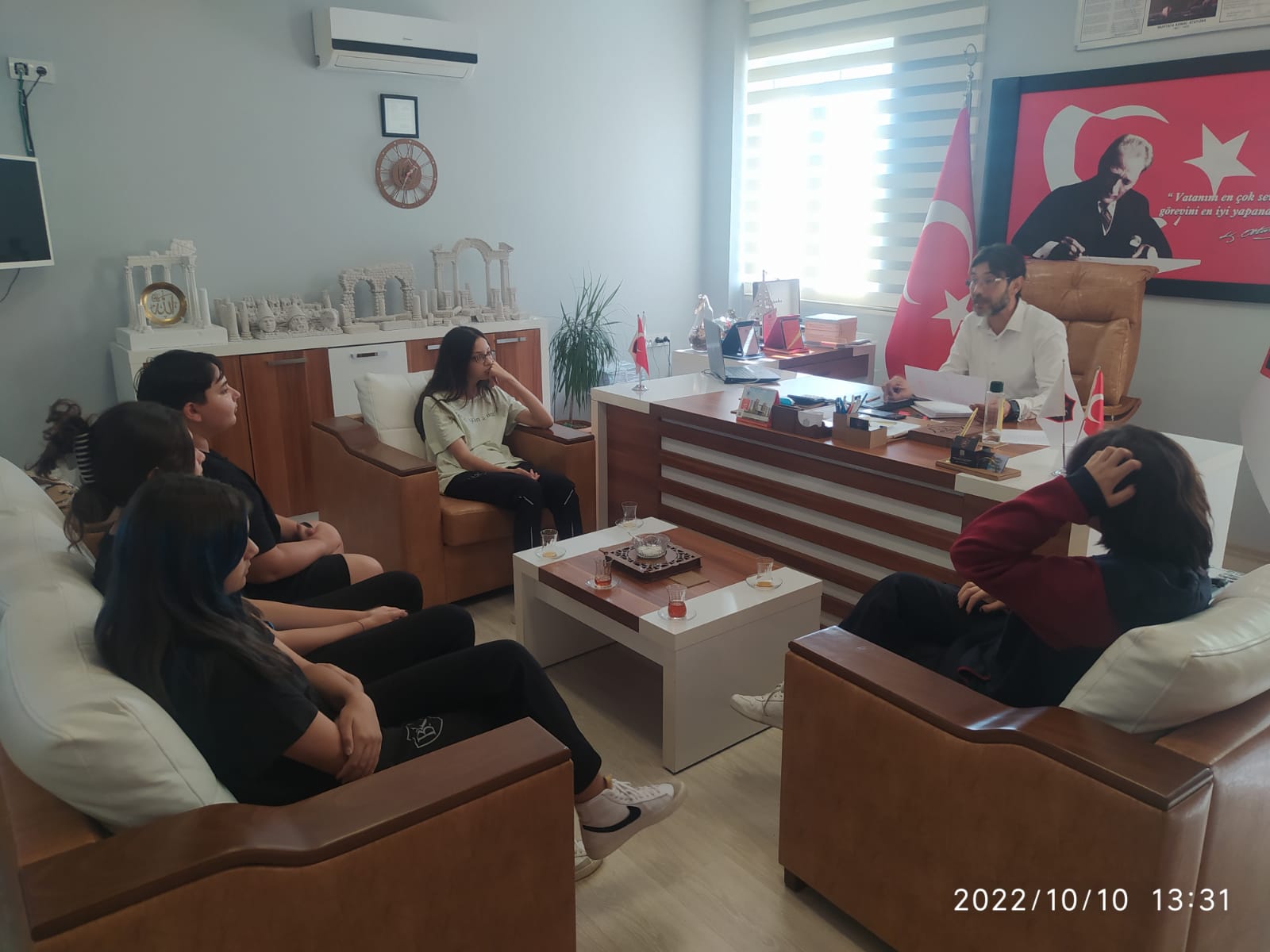 Gelenekselleşen Öğrenci Kurucu Bütünleşmesi