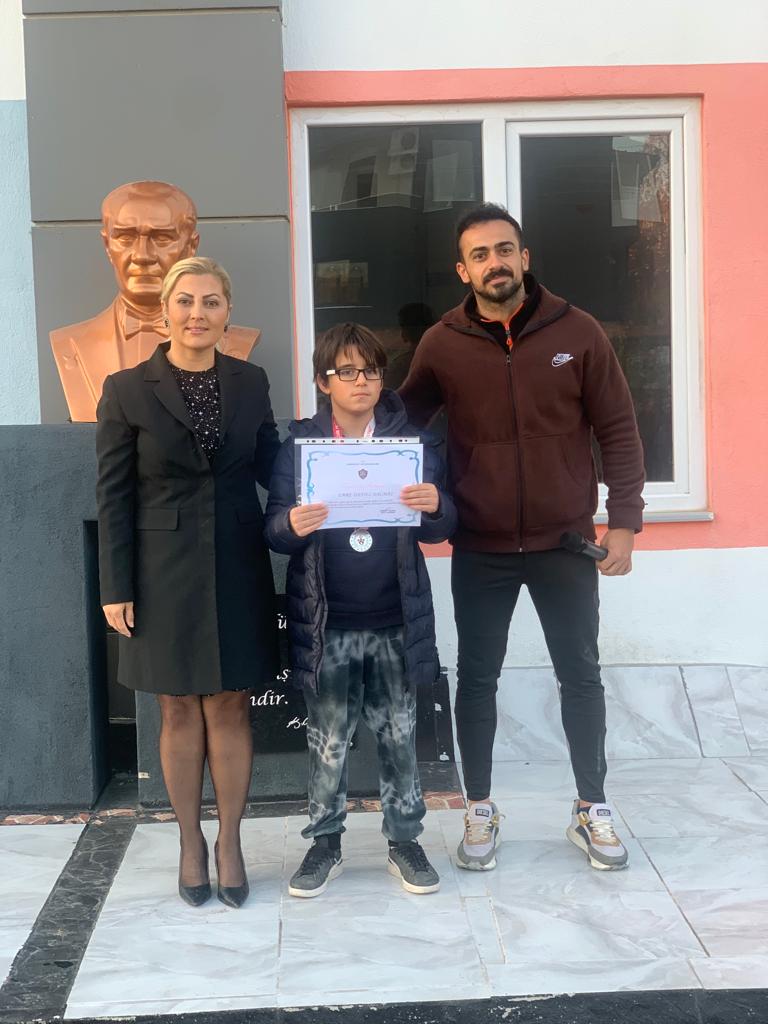 Emre Daniel Dalmaz'a Karate Şampiyonasında Gümüş Madalya